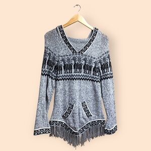Alpaca Wool Grey Knit Fringe Sweater Peru South America Handmade Travel Small